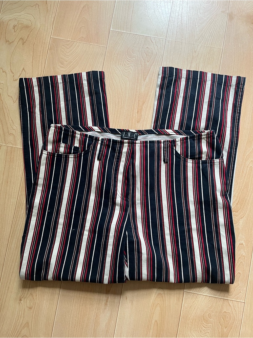 Vintage striped I.N.C low rise wide leg cropped pant